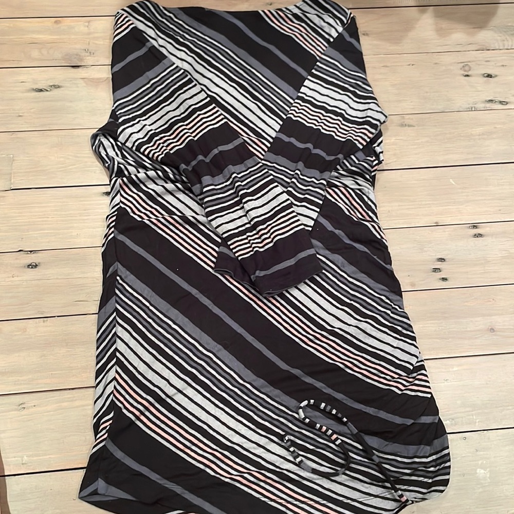 Jessica Simpson Stripped Maternity Top M - Picture 5 of 5